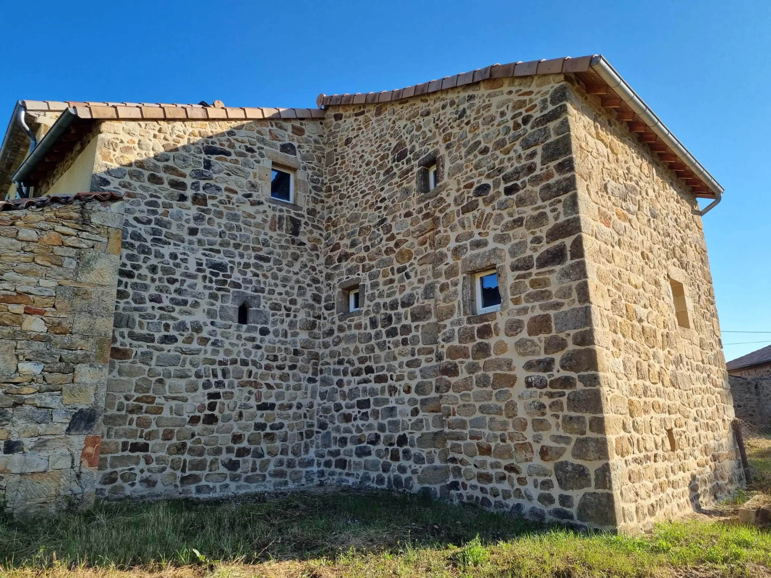 Travaux de rénovation de façades en Ardèche, Chazal Maçonnerie