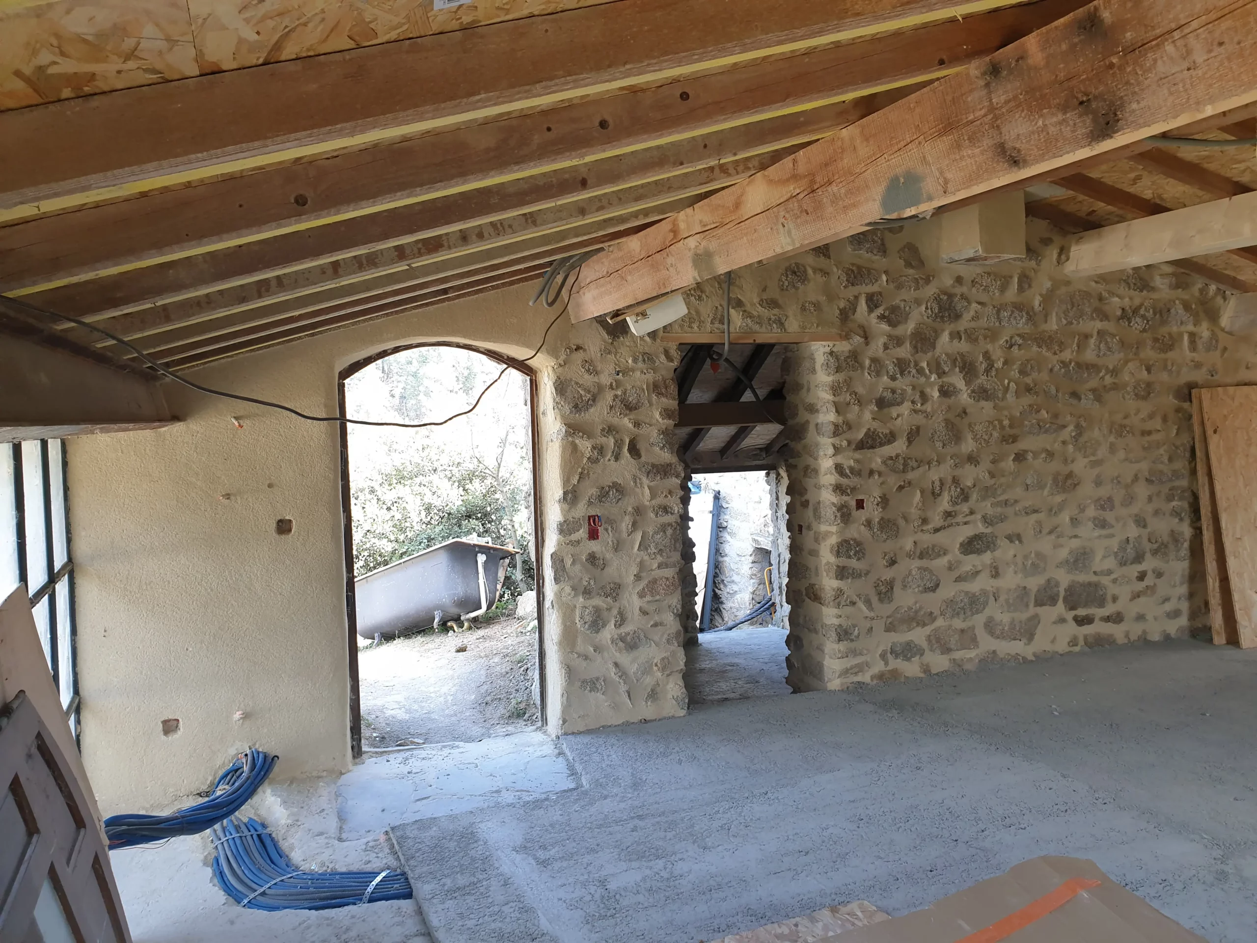 Travaux de rénovation, réhabilitation en Ardèche, Chazal Maçonnerie