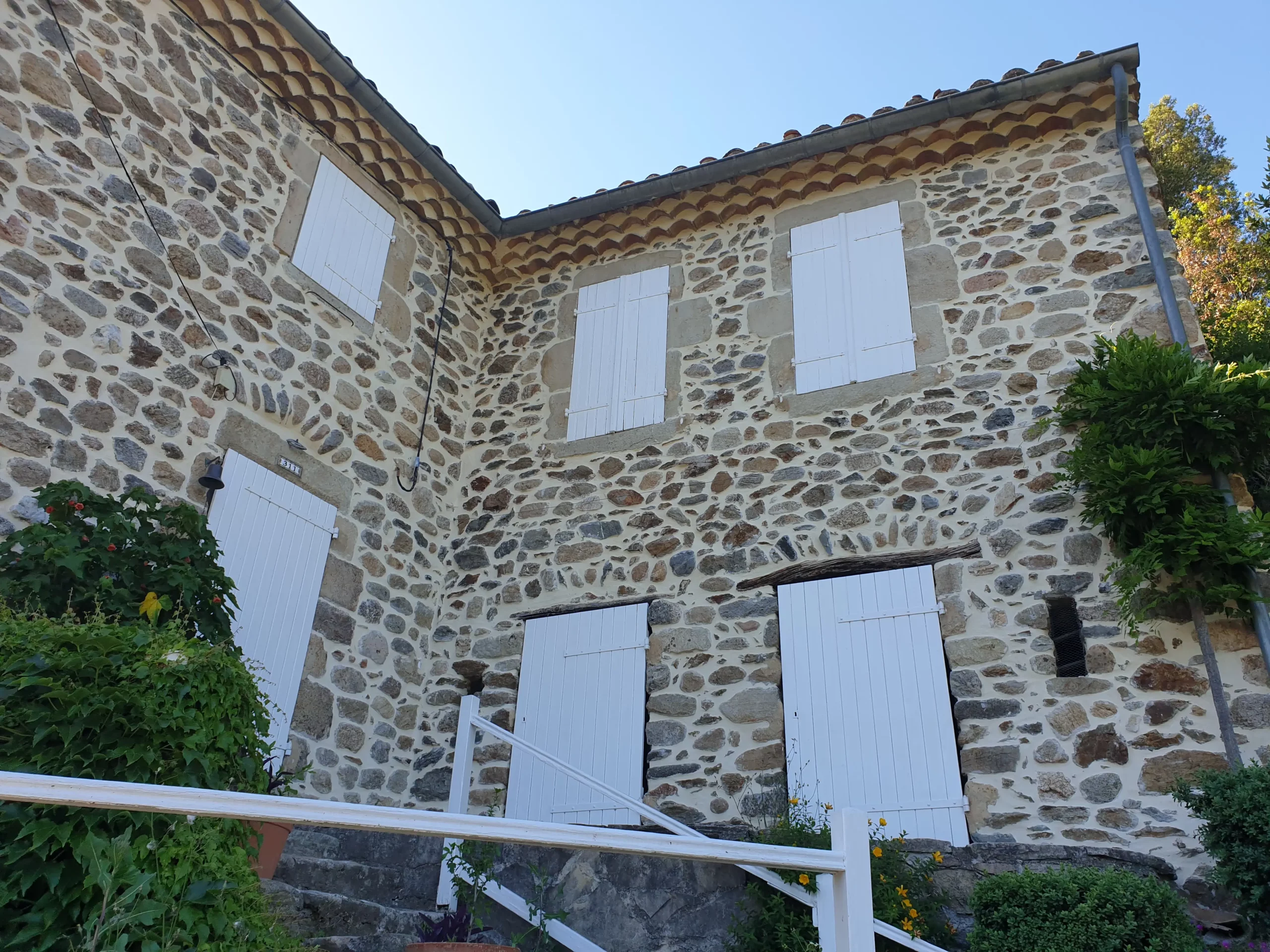 Travaux de rénovation de façades en Ardèche, Chazal Maçonnerie