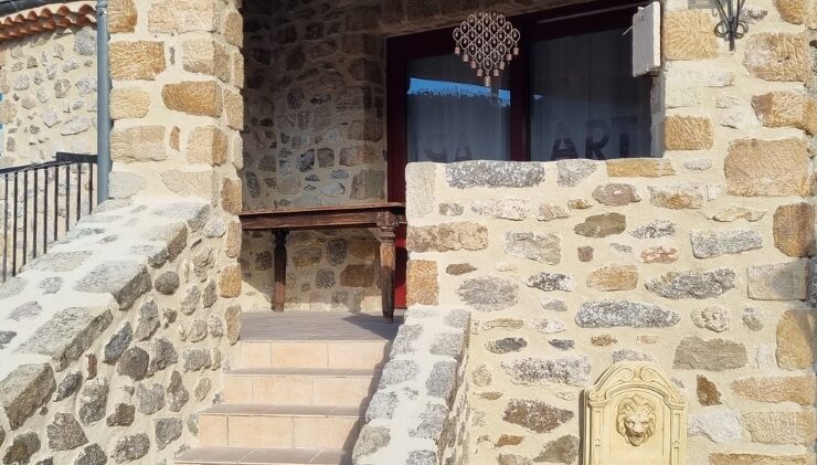 Travaux de rénovation de façades en Ardèche, Chazal Maçonnerie